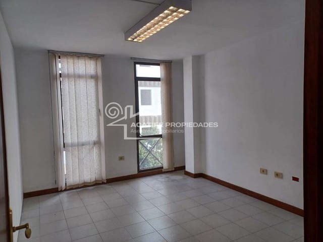 Büro zu vermieten in Arrecife - 350 € (Ref: 9448992)