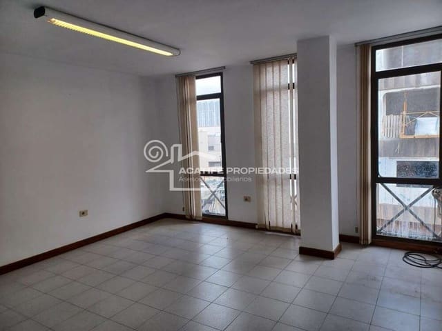 Büro zu vermieten in Arrecife - 350 € (Ref: 9448992)