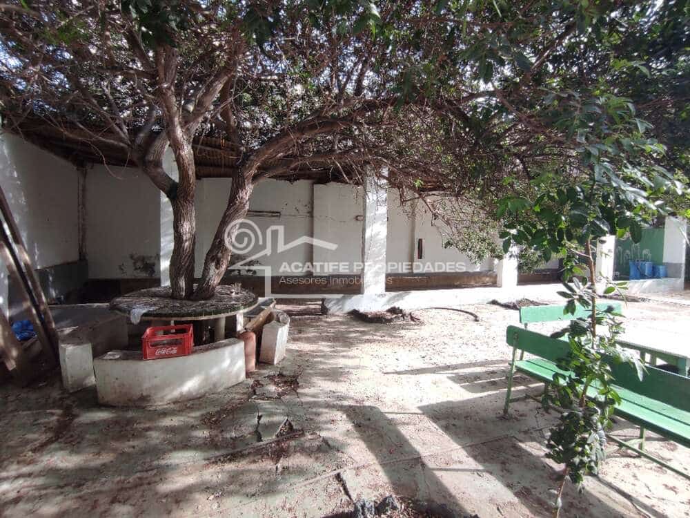 Tontti myytävänä paikassa Arrecife - 450 000 € (Ref: 9627056)