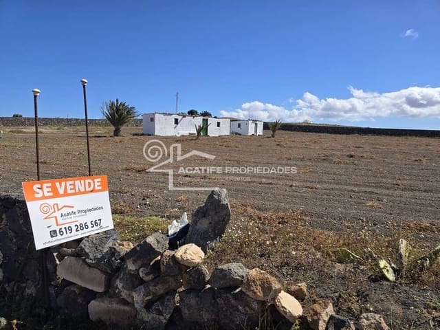 Solar/Parcela en Teguise en venta - 199.000 € (Ref: 9700343)