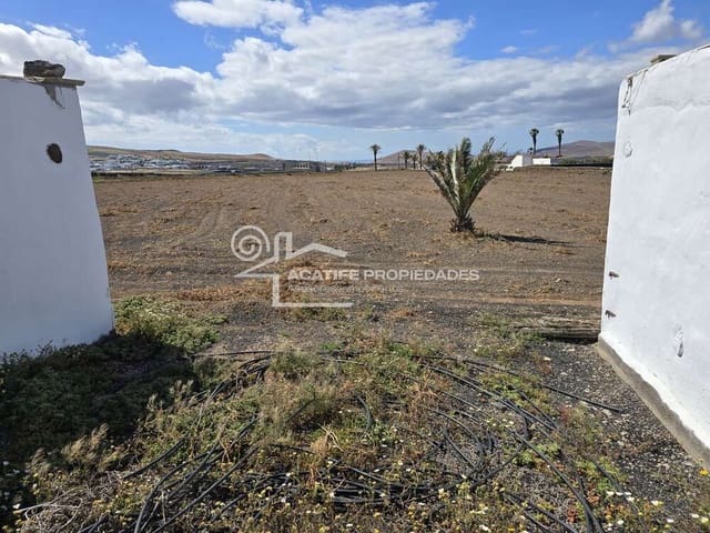 Solar/Parcela en Teguise en venta - 199.000 € (Ref: 9700343)