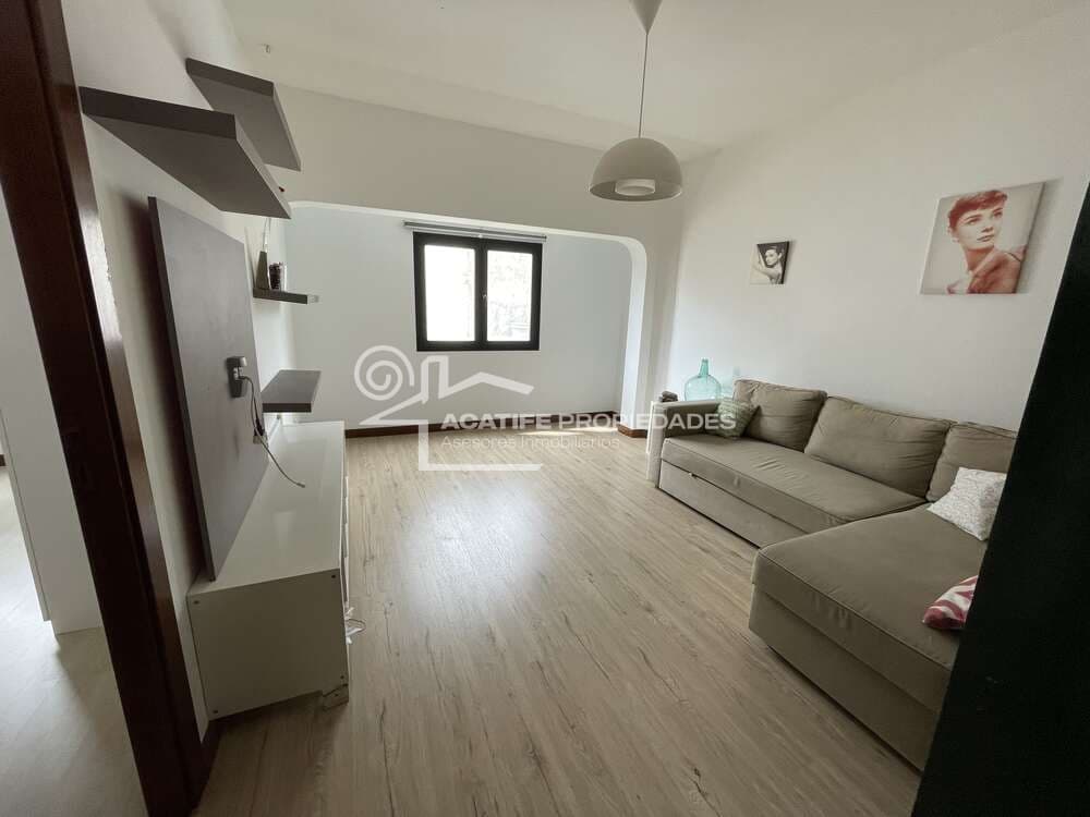 2 bedroom Flat for sale in Arrecife - € 210,000 (Ref: 9844789)