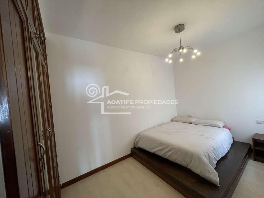 2 bedroom Flat for sale in Arrecife - € 210,000 (Ref: 9844789)