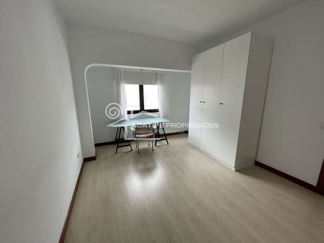 2 soverom Leilighet til salgs i Arrecife - € 210 000 (Ref: 9844789)
