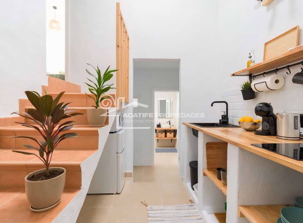 4 bedroom Townhouse for sale in Ye - € 379,000 (Ref: 9877753)