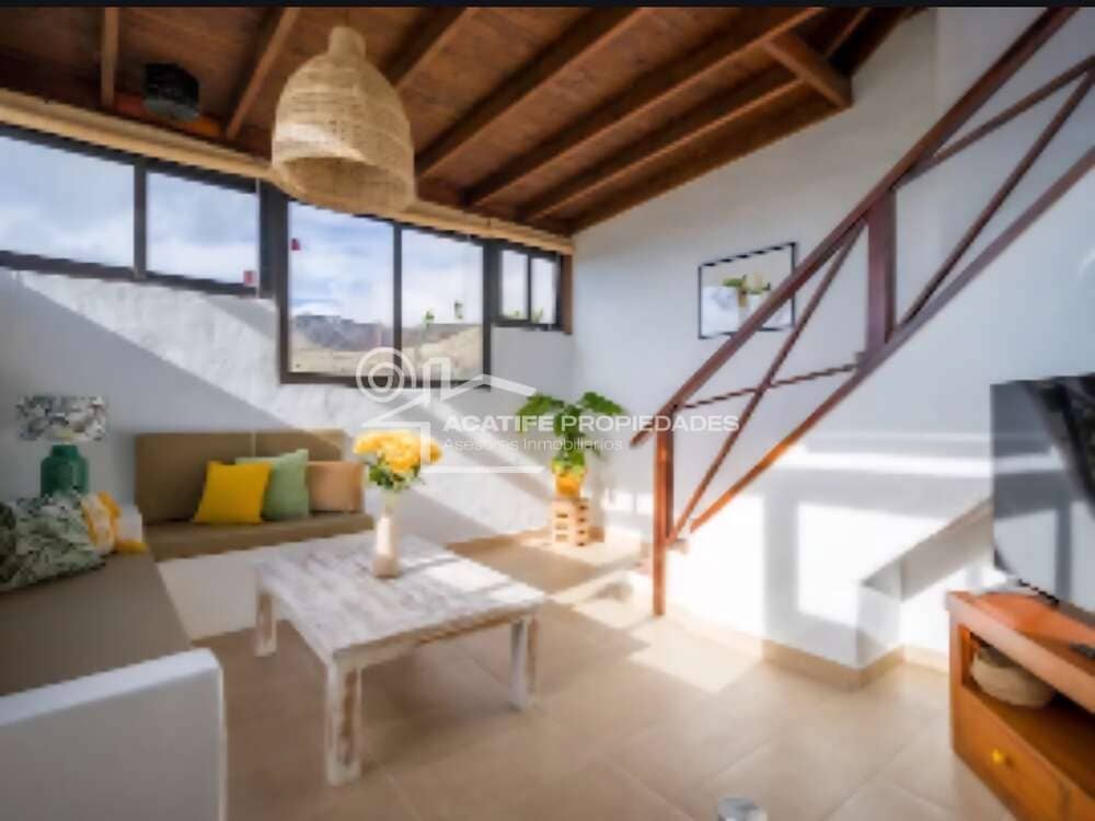 4 bedroom Townhouse for sale in Ye - € 379,000 (Ref: 9877753)