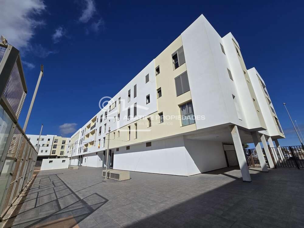 3 chambre Appartement à vendre à Arrecife - 229 000 € (Ref: 9909950)
