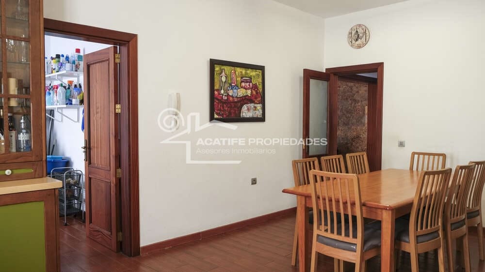 4 bedroom Villa for sale in Tahiche with pool garage - € 695,000 (Ref: 9935445)