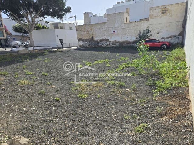 Tomt till salu i Arrecife - 350 000 € (Ref: 9984176)