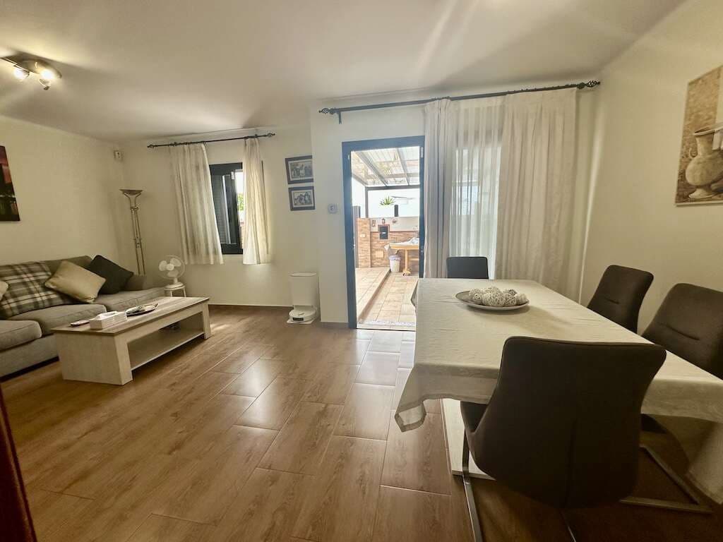 4 soverom Kjedet enebolig til salgs i Playa Honda - € 425 000 (Ref: 9204205)