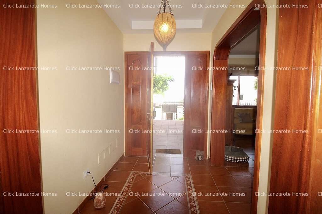 4 soveværelse Finca/Landehus til salg i Tahiche med garage - € 499.000 (Ref: 9265152)