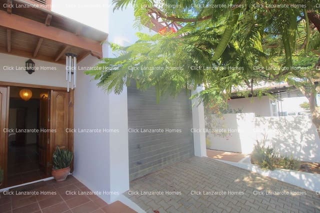 4 bedroom Finca/Country House for sale in Tahiche, Teguise with garage - € 499,000 (Ref: 9265152)