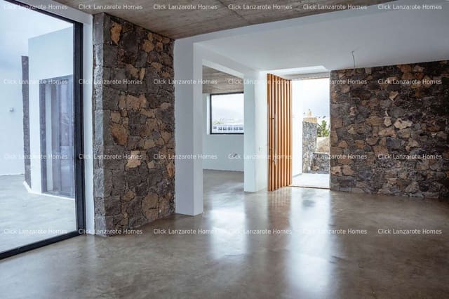 3 bedroom Finca/Country House for sale in Mozaga, Teguise with pool - € 600,000 (Ref: 9341831)