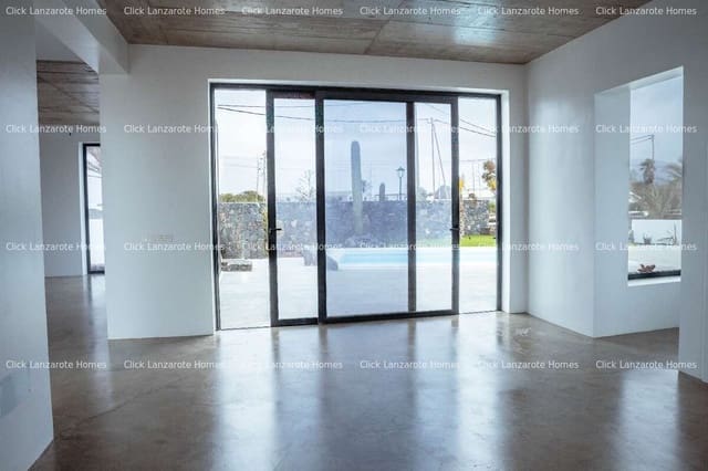 3 bedroom Finca/Country House for sale in Mozaga, Teguise with pool - € 600,000 (Ref: 9341831)