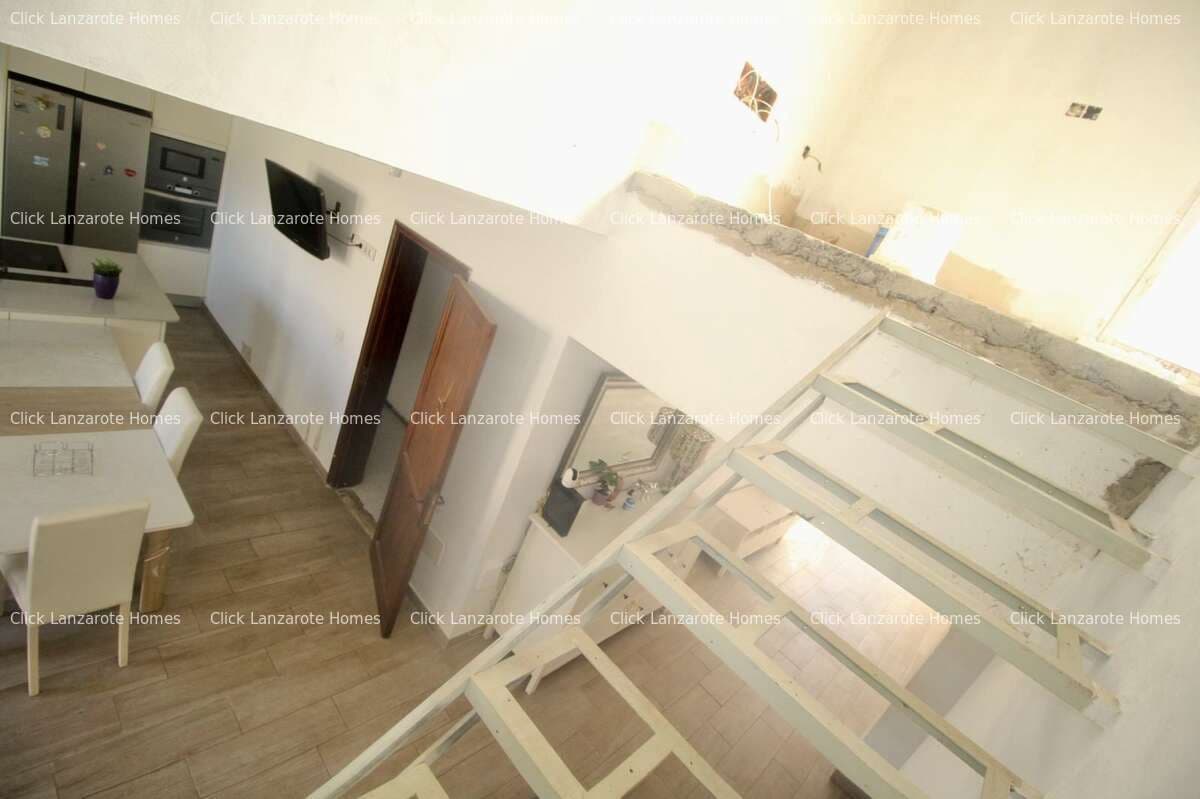 3 bedroom Finca/Country House for sale in Guime with garage - € 580,000 (Ref: 9542948)