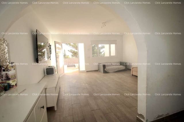 3 bedroom Finca/Country House for sale in Guime, San Bartolomé with garage - € 580,000 (Ref: 9542948)