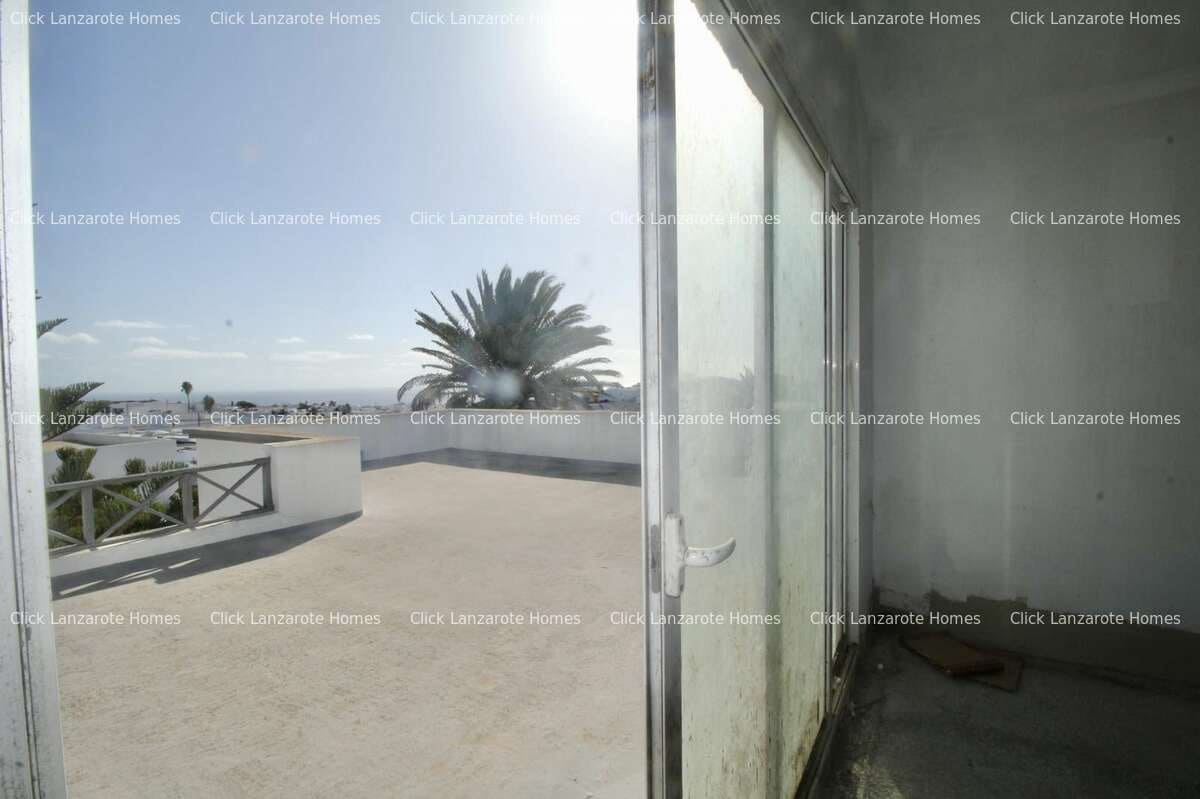 3 bedroom Finca/Country House for sale in Guime with garage - € 580,000 (Ref: 9542948)