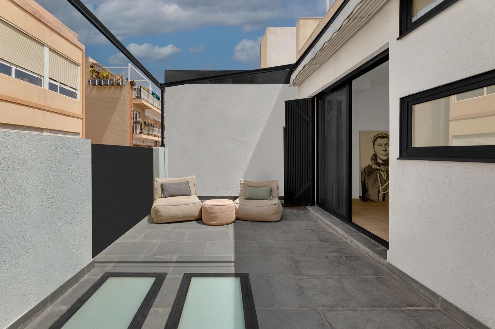 3 bedroom Townhouse for sale in Alicante / Alacant city with garage - € 690,000 (Ref: 10055329)