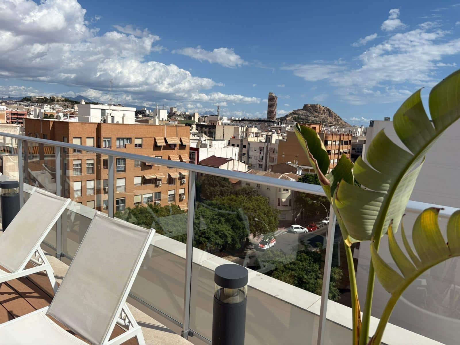 3 Zimmer Apartment zu verkaufen in Alicante / Alacant Stadt mit Pool Garage - 460.000 € (Ref: 10168483)