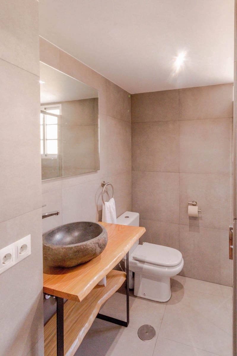 1 bedroom Penthouse for rent in Alicante / Alacant city - € 1,100 (Ref: 5938680)