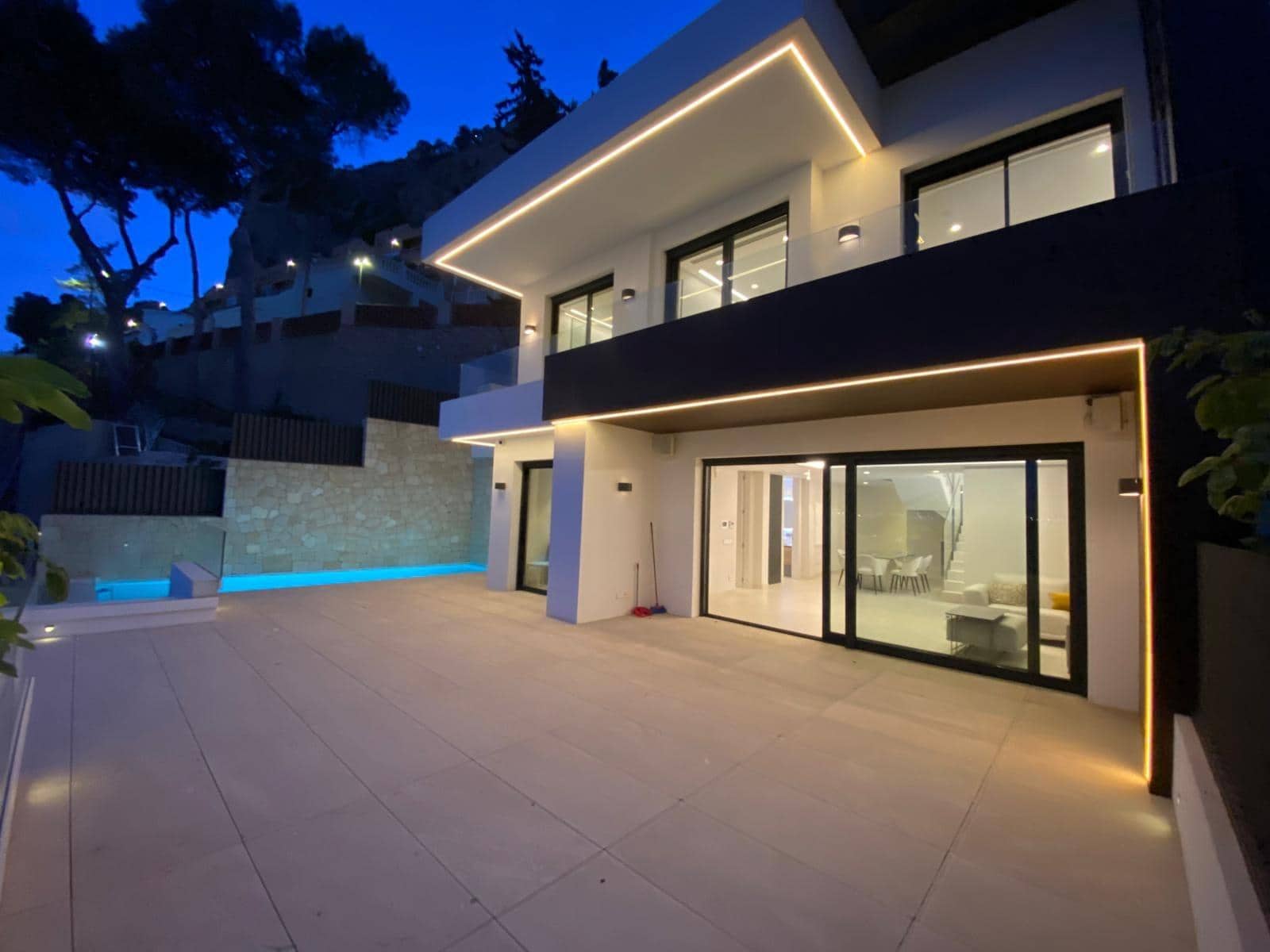 4 soverom Penthouse til salgs i Benidorm med svømmebasseng garasje - € 1 650 000 (Ref: 6169515)