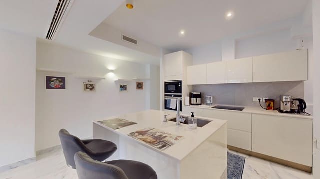 2 soveværelse Lejlighed til salg i Alicante by - € 450.000 (Ref: 6169530)