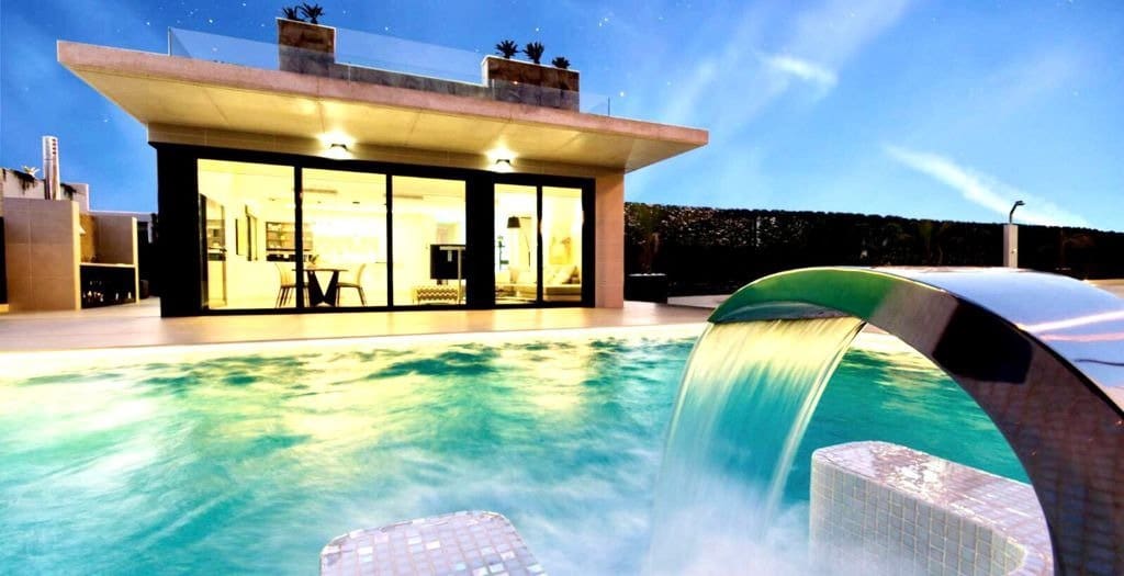 4 bedroom Villa for sale in Campoamor with pool - € 1,175,000 (Ref: 6169540)