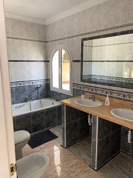 4 makuuhuone Huvila myytävänä paikassa Calpe / Calp mukana uima-altaan - 1 250 000 € (Ref: 6169547)