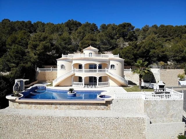 4 makuuhuone Huvila myytävänä paikassa Calpe / Calp mukana uima-altaan - 1 250 000 € (Ref: 6169547)