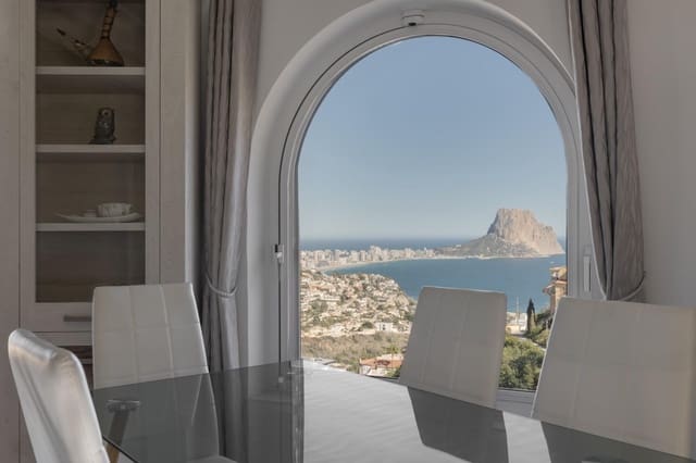 4 bedroom Villa for sale in Maryvilla, Calpe / Calp with pool - € 950,000 (Ref: 6931664)