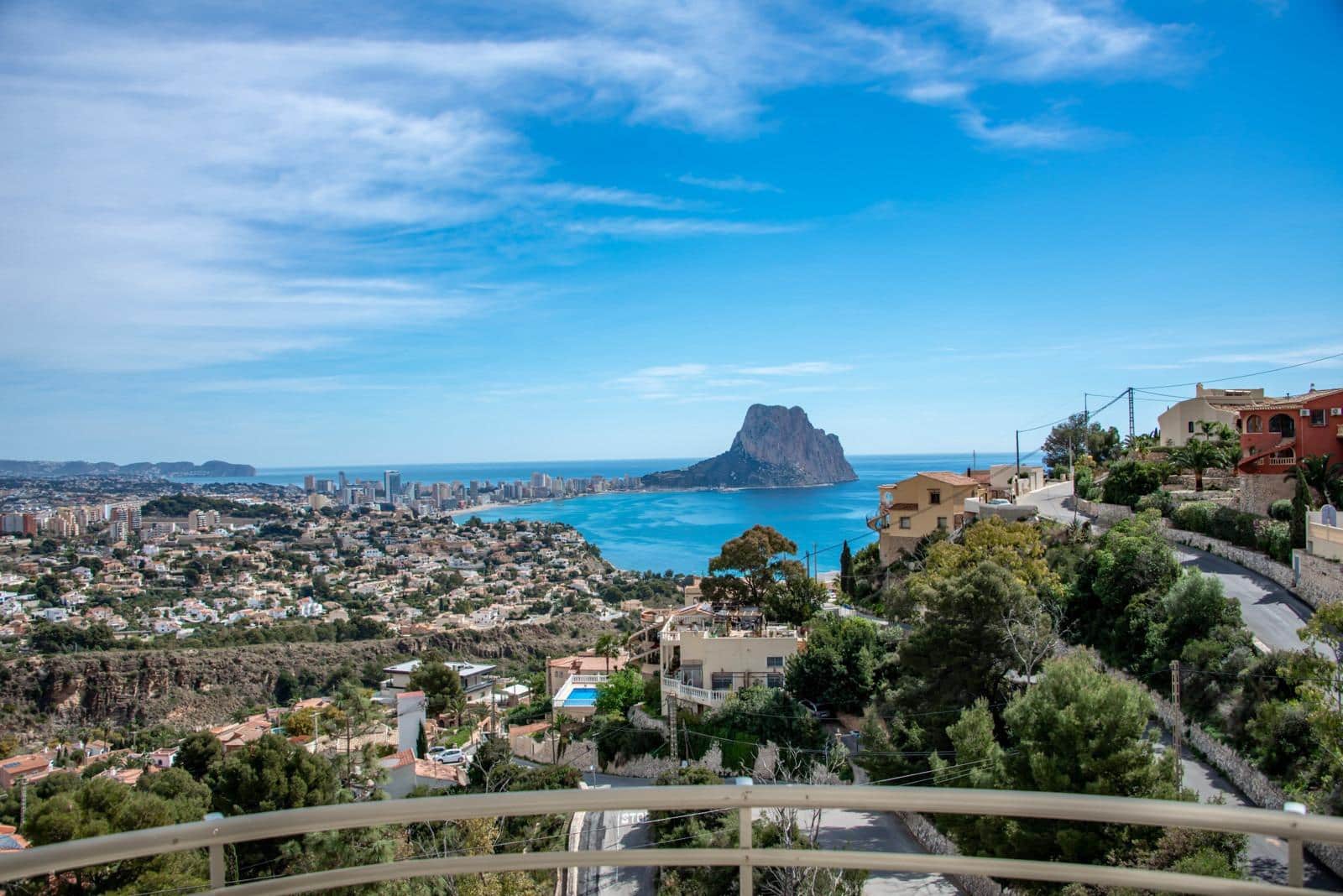 4 sovrum Villa till salu i Calpe / Calp med pool - 829 000 € (Ref: 6931664)