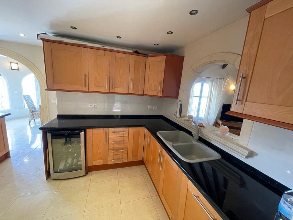 3 sovrum Villa till salu i Calpe / Calp med pool - 478 000 € (Ref: 7309804)