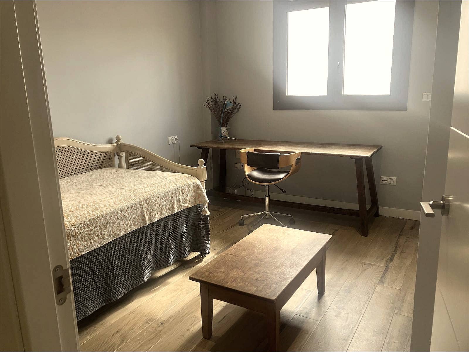 3 slaapkamer Penthouse te huur in Alicante stad met garage - € 1.700 (Ref: 7310471)