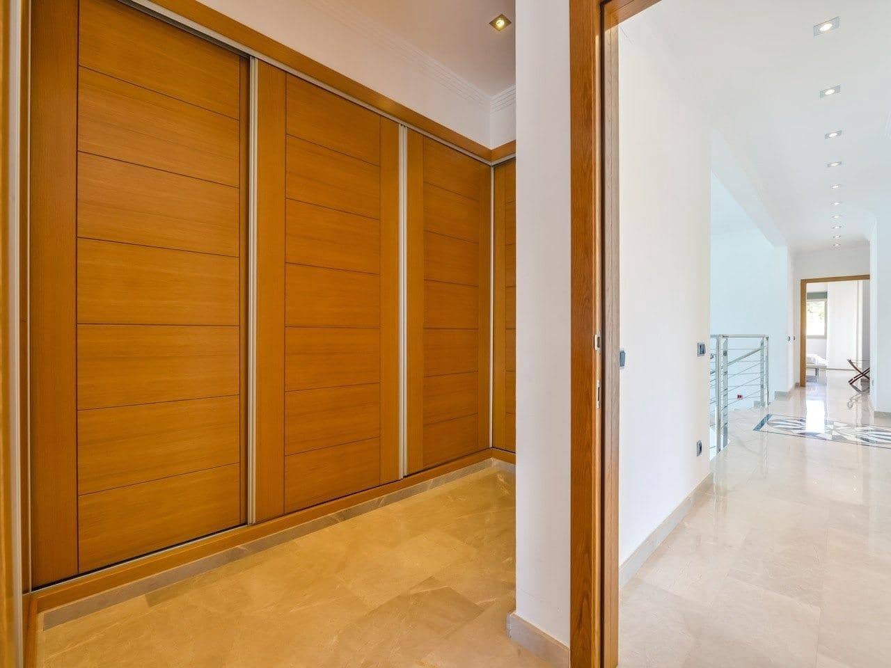 6 bedroom Villa for sale in Benissa with pool - € 1,699,999 (Ref: 7476310)