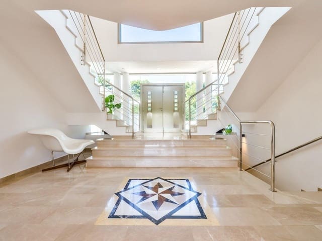 6 slaapkamer Villa te koop in Benissa met zwembad - € 1.999.999 (Ref: 7476310)