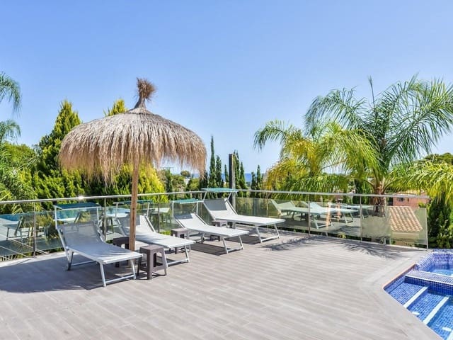 6 slaapkamer Villa te koop in Benissa met zwembad - € 1.999.999 (Ref: 7476310)