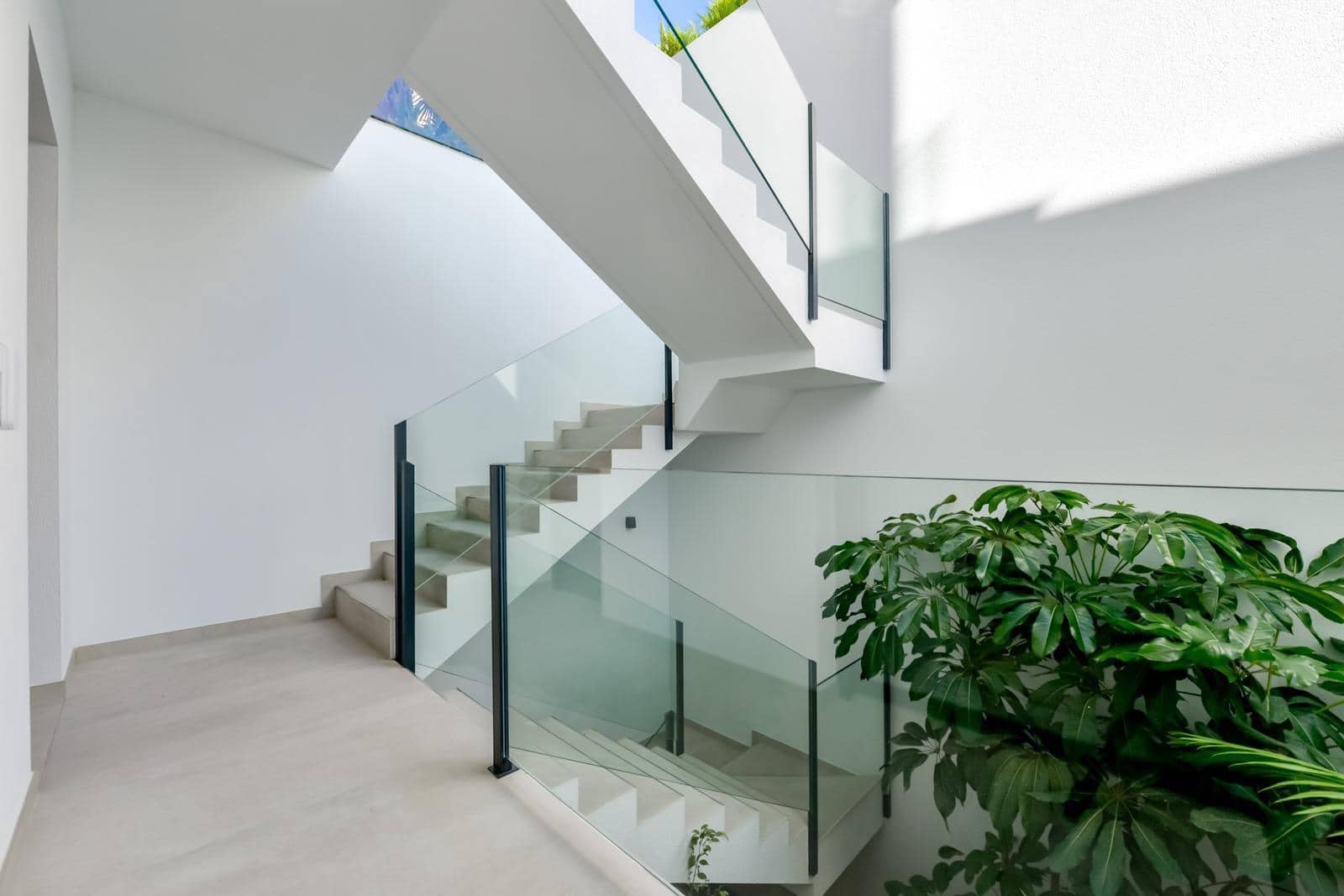 8 soveværelse Villa til salg i Finestrat med swimmingpool garage - € 4.450.000 (Ref: 7522067)