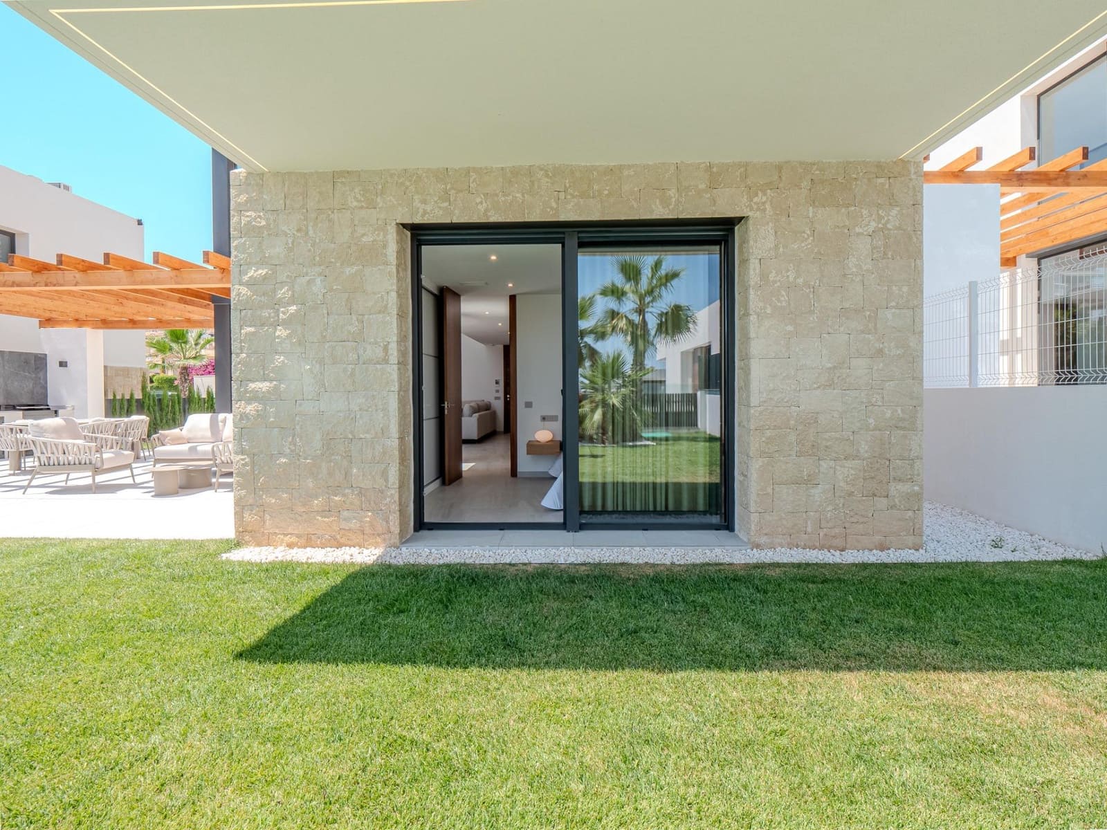 3 bedroom Villa for sale in Finestrat with pool - € 1,195,000 (Ref: 7756859)