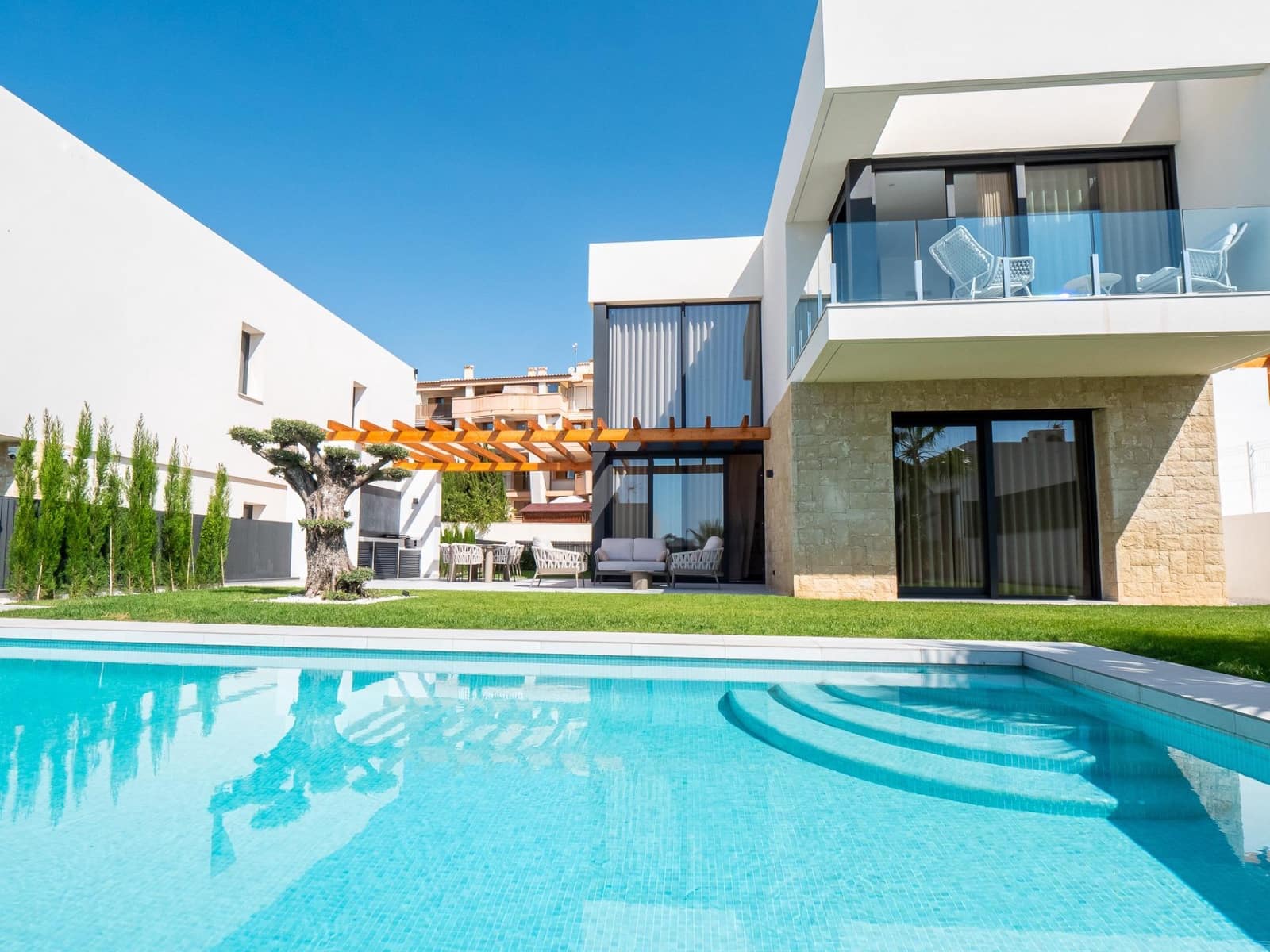 3 bedroom Villa for sale in Finestrat with pool - € 1,195,000 (Ref: 7756859)