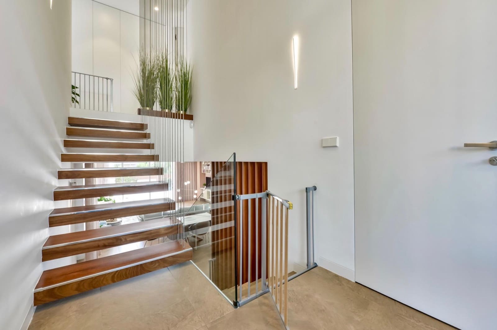 6 bedroom Villa for sale in Finestrat with pool garage - € 1,495,000 (Ref: 8847642)