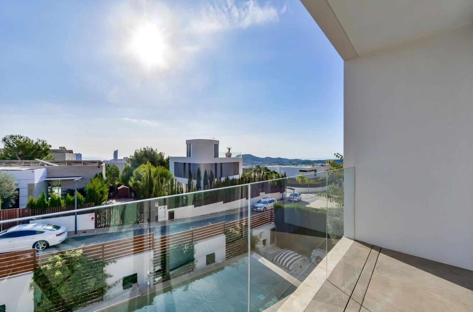 6 bedroom Villa for sale in Finestrat with pool garage - € 1,495,000 (Ref: 8847642)