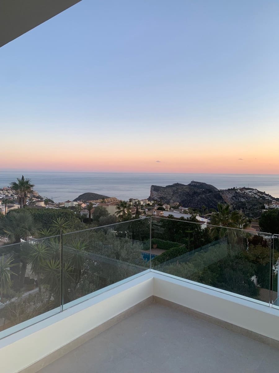 3 bedroom Villa for sale in Benitachell / Benitatxell with pool garage - € 2,495,000 (Ref: 8869616)