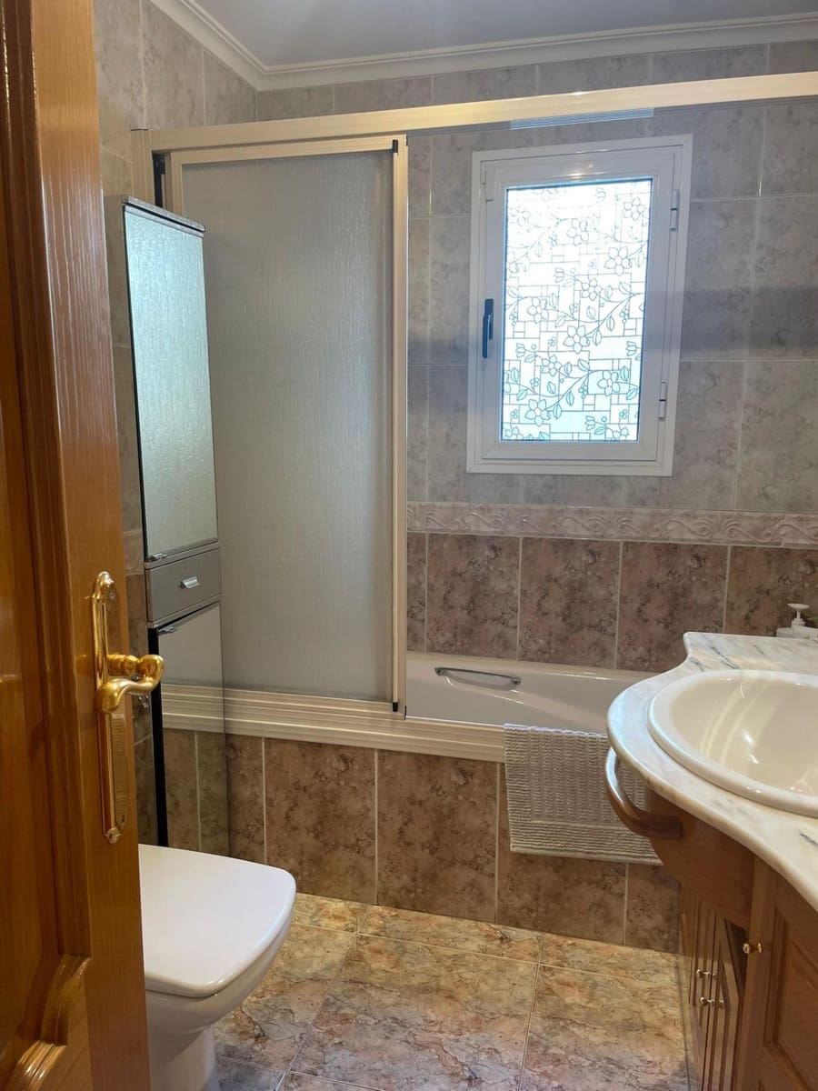 3 chambre Appartement à vendre à Alicante ville avec garage - 320 000 € (Ref: 9427223)