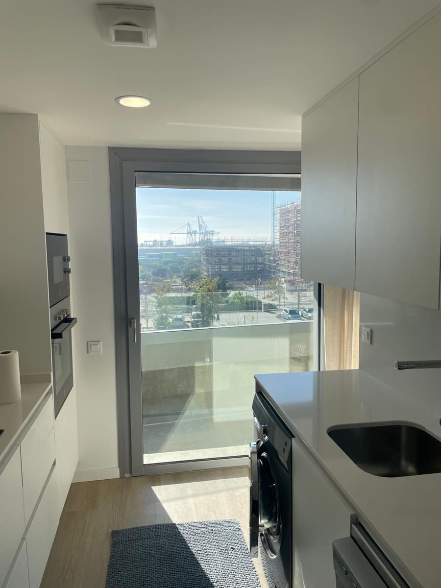 3 bedroom Apartment for rent in Alicante / Alacant city with pool garage - € 1,700 (Ref: 9504300)