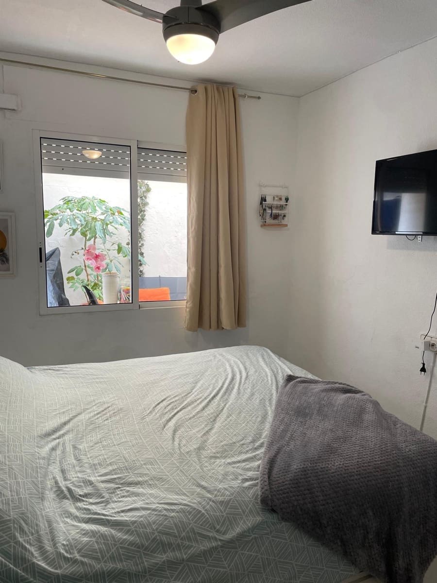 Apartamento de 3 habitaciones en Alicante / Alacant ciudad en venta - 235.000 € (Ref: 9596136)