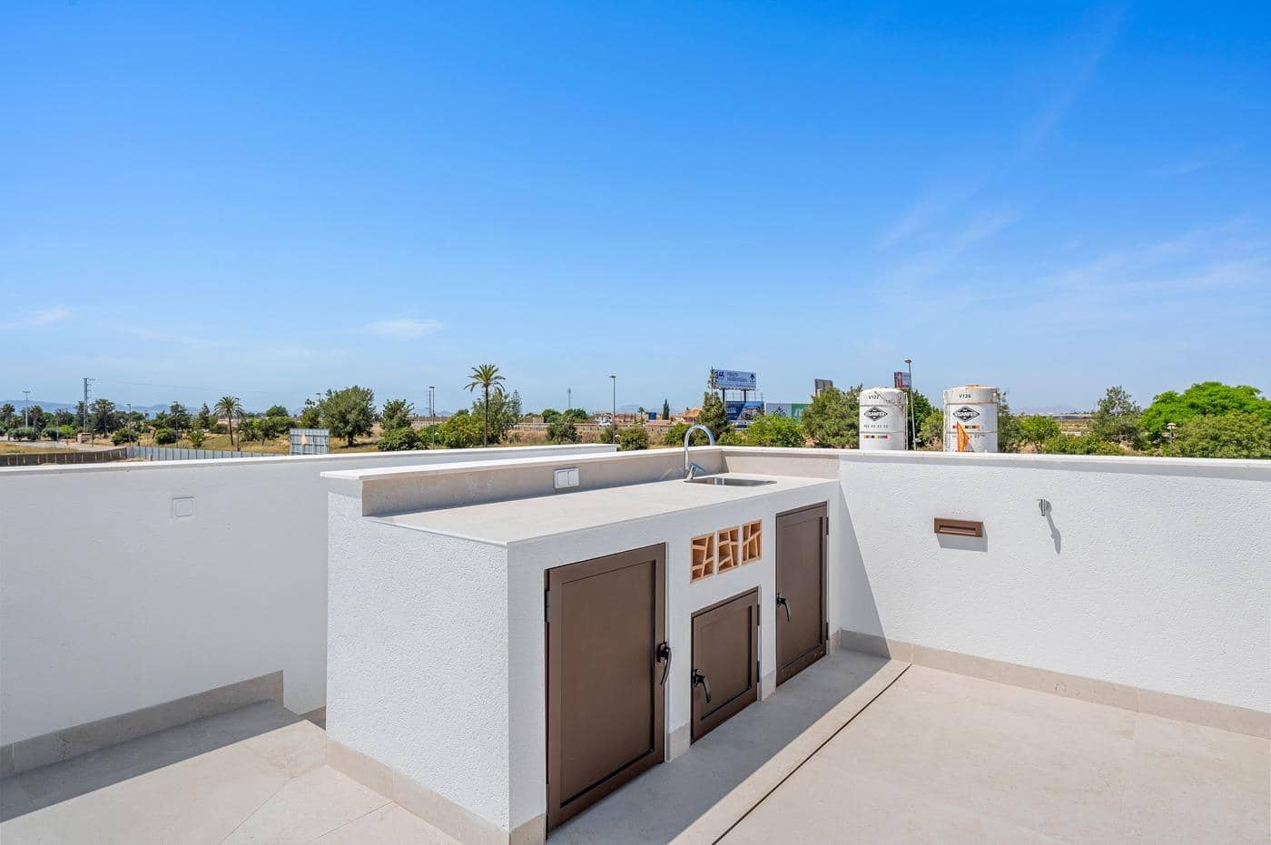 3 sypialnia Willa na sprzedaż w Los Alcazares z basenem - 555 990 € (Ref: 9604993)