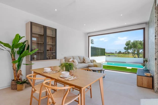 3 bedroom Villa for sale in Los Alcázares with pool - € 565,000 (Ref: 9604993)