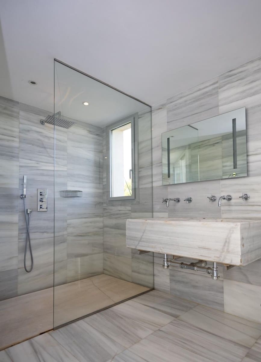 4 quarto Moradia para venda em Altea com piscina - 3 450 000 € (Ref: 9947931)
