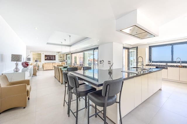 5 soverom Villa til salgs i Altea med svømmebasseng garasje - € 3 500 000 (Ref: 9949813)