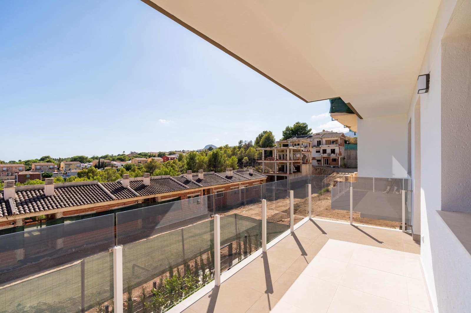 4 bedroom Terraced Villa for sale in La Nucia with pool - € 465,000 (Ref: 9959801)